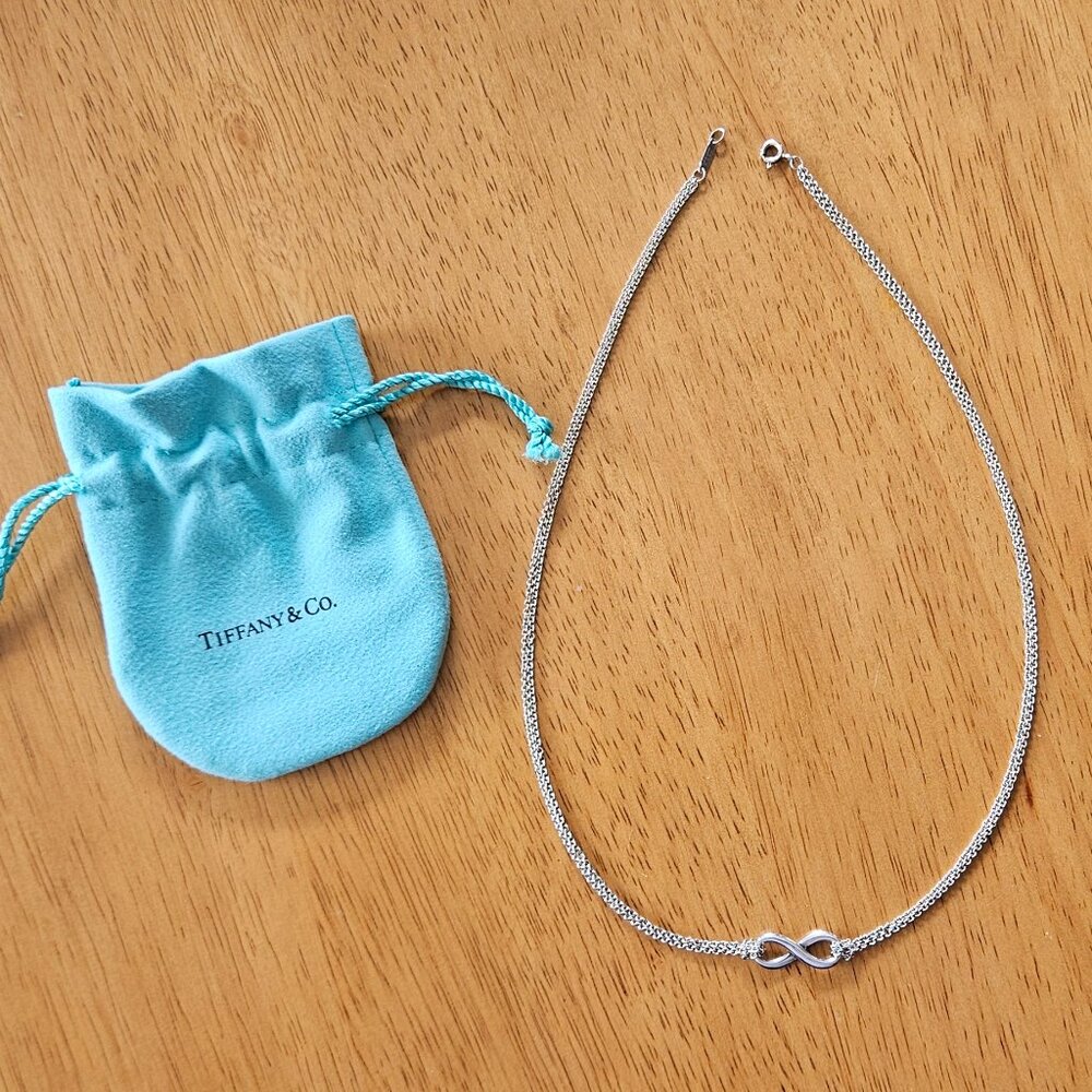 Tiffany & Co. Tiffany Infinity pendant in sterling silver